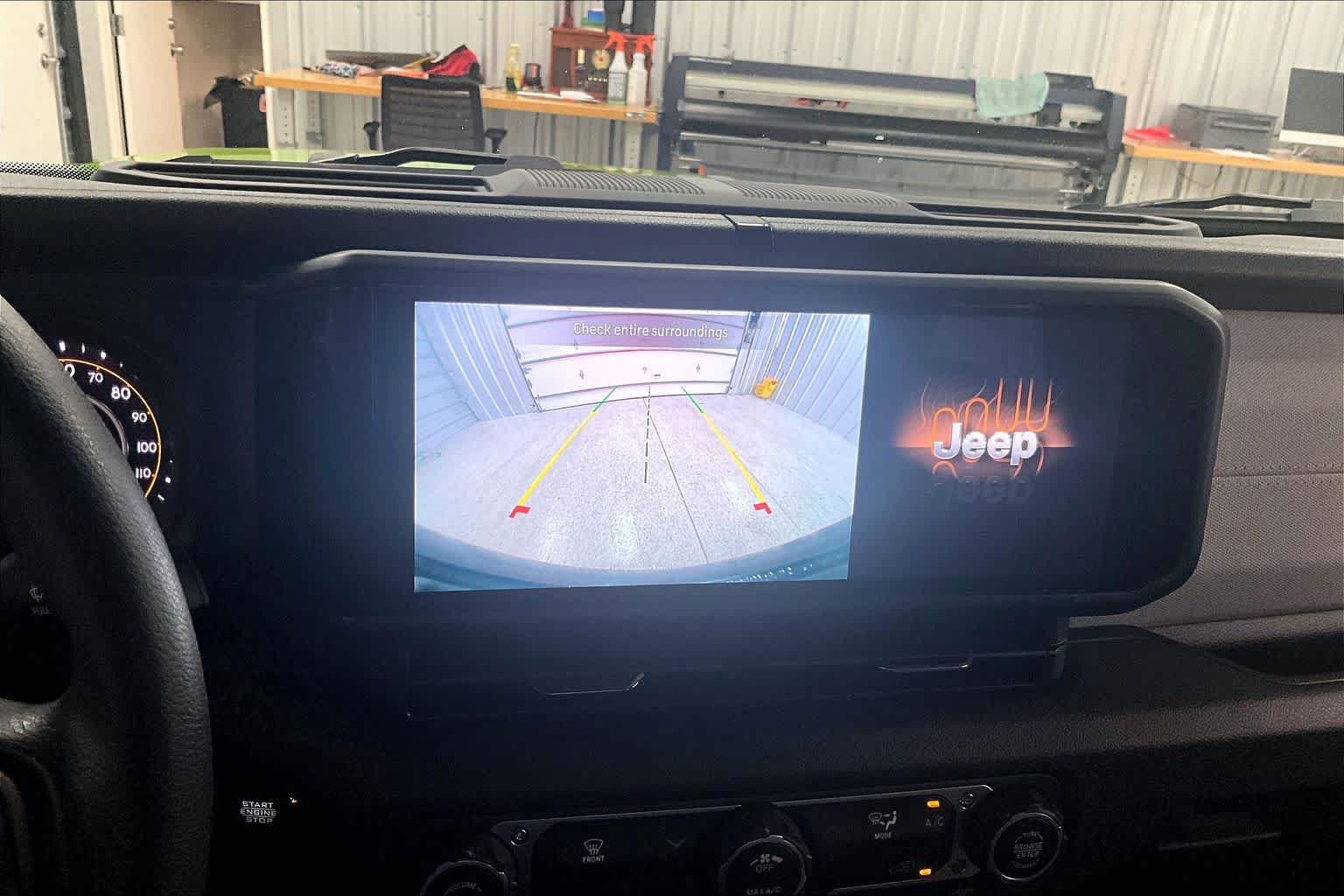 Used 2025 Jeep Wrangler Sport AWD/4WD image 27