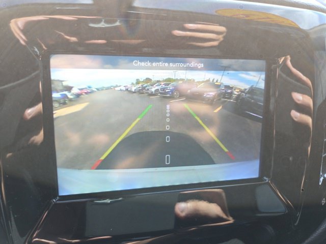 Used 2019 Jeep Compass Latitude FWD image 15