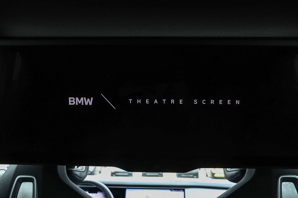 Used 2023 BMW 760i xDrive w/ Luxury Rear Seating Package AWD/4WD image 21