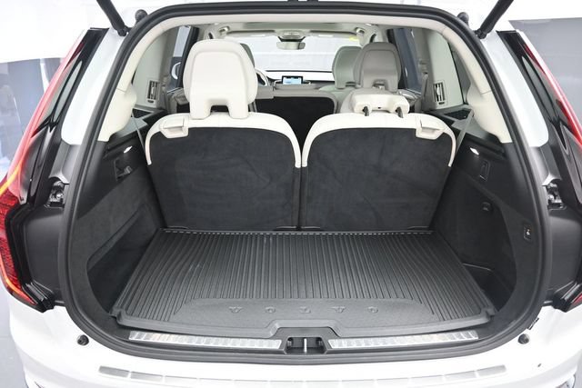 Used 2026 Volvo XC90 T8 Ultra w/ Protection Package Premier AWD/4WD image 24