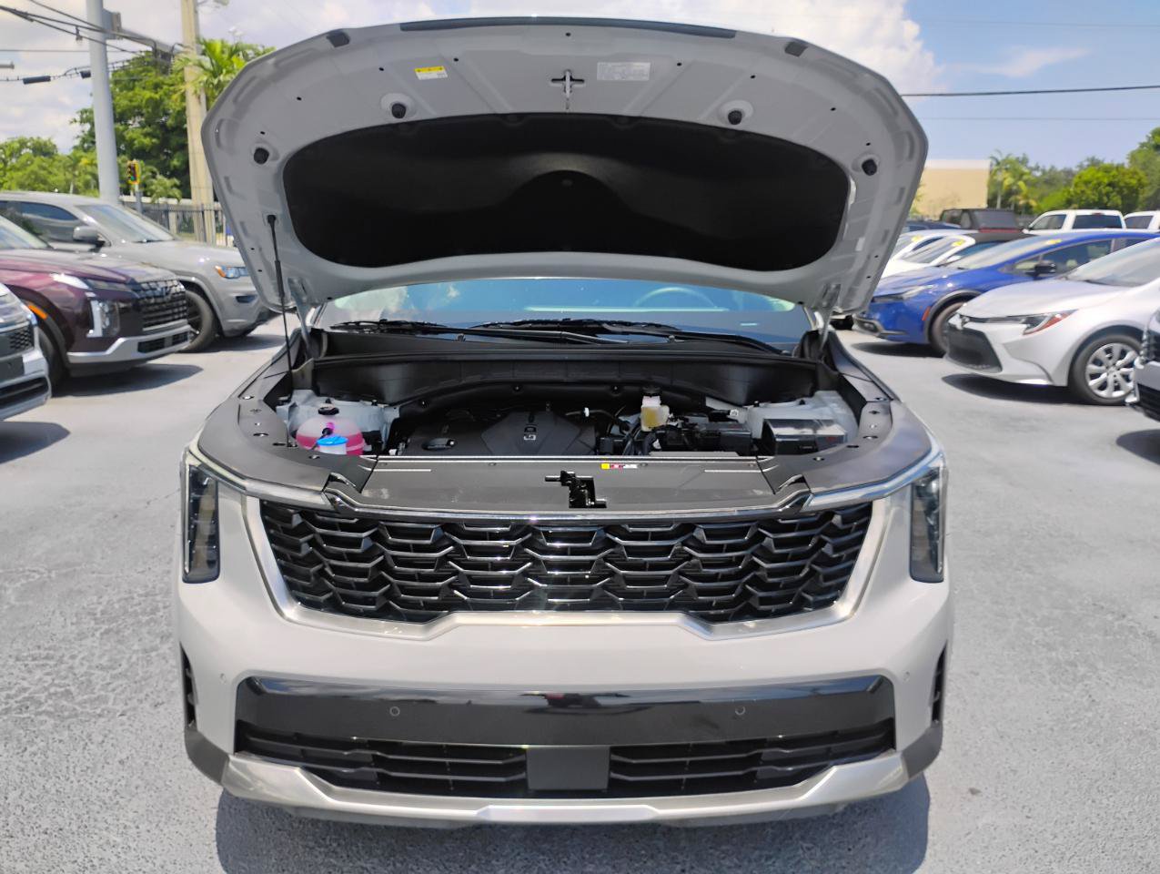 Used 2024 Kia Sorento S w/ Panoramic Sunroof Package FWD image 18