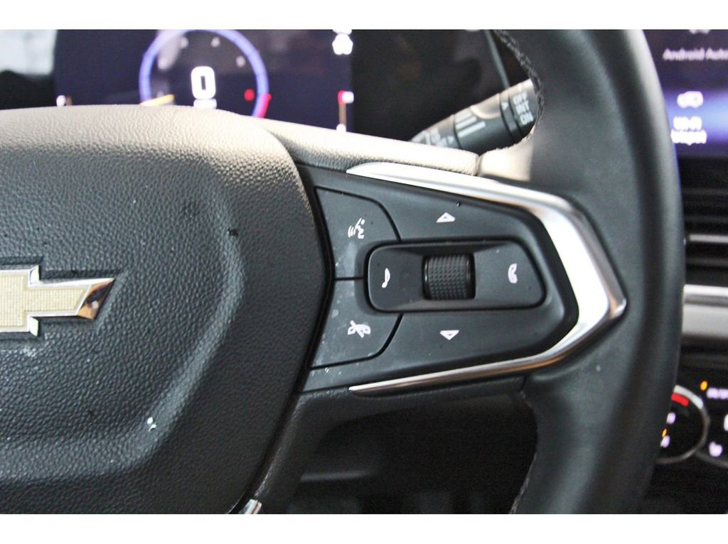 Used 2025 Chevrolet Trax LT w/ Driver Confidence Package FWD image 18