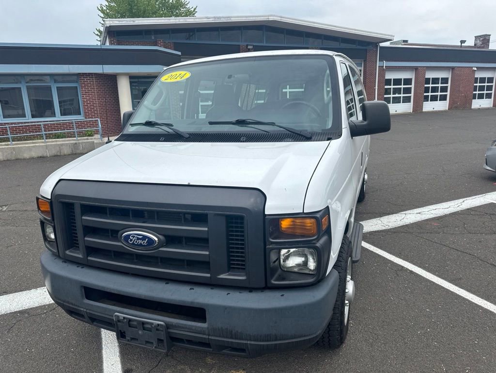 Used 2014 Ford E-350 and Econoline 350 XL w/ Power Windows & Locks Group RWD image 2