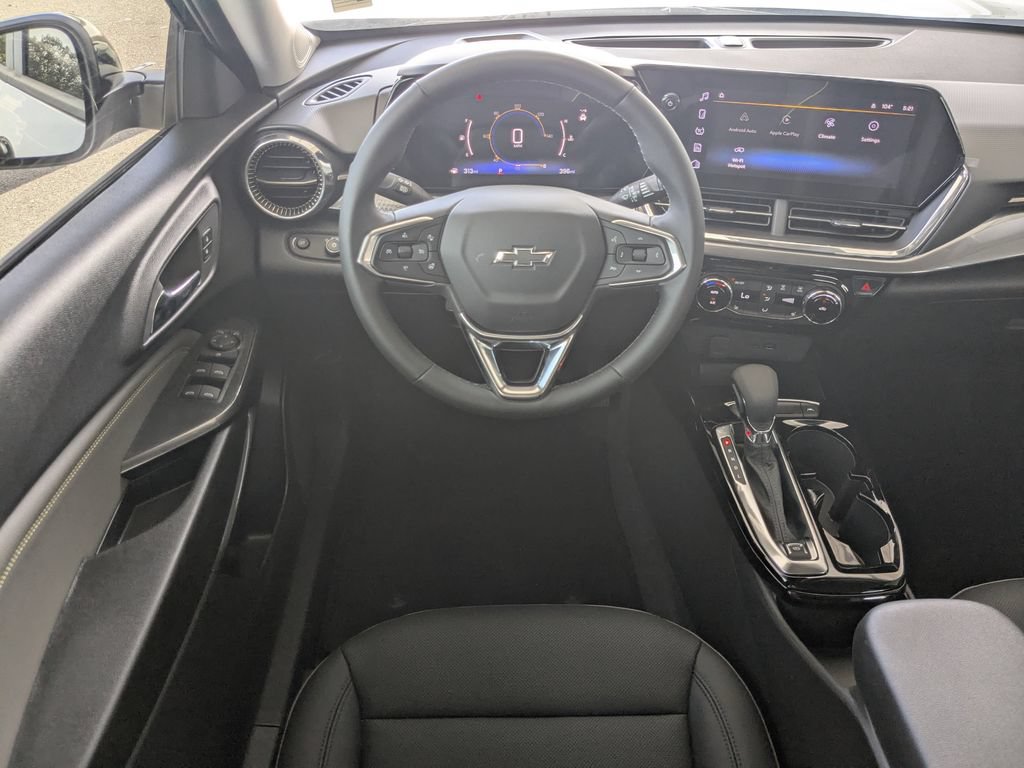 Used 2026 Chevrolet Trax ACTIV w/ Driver Confidence Package FWD image 17