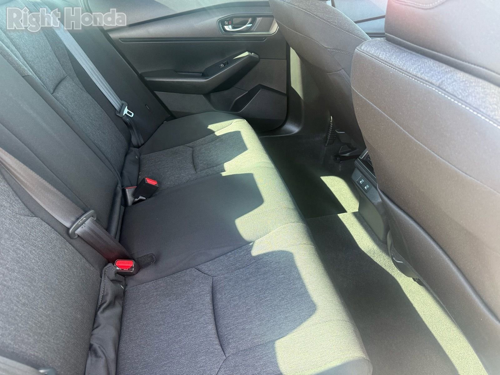 Certified 2025 Honda Accord SE image 30