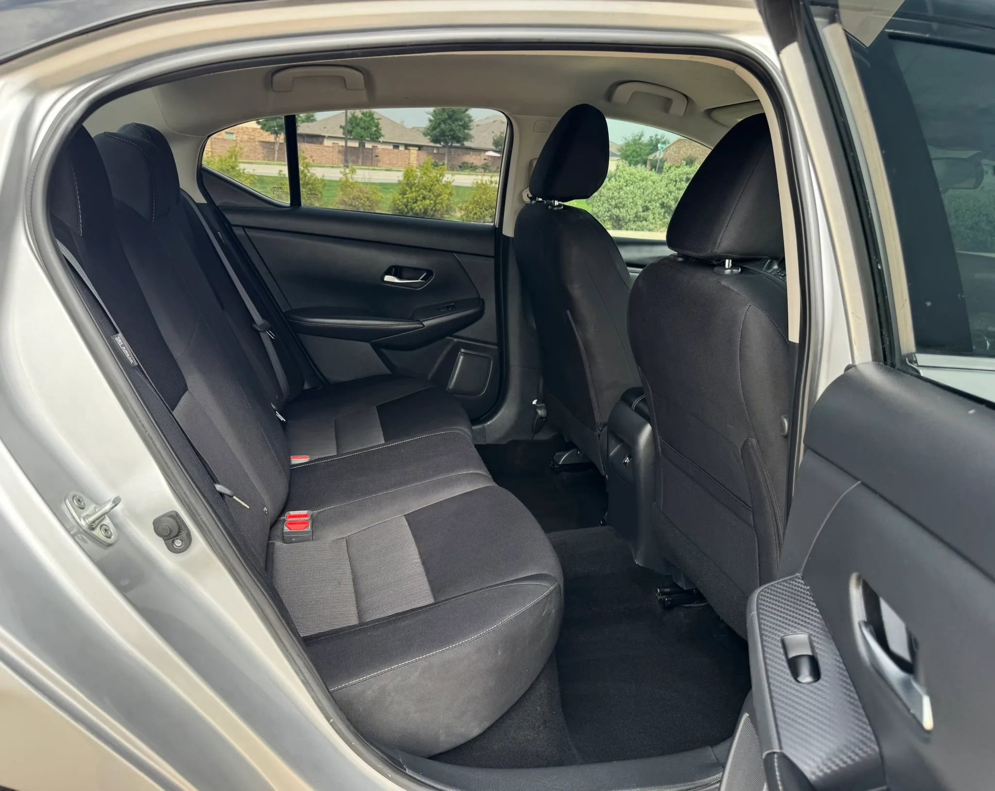 Used 2023 Nissan Sentra SV FWD image 36