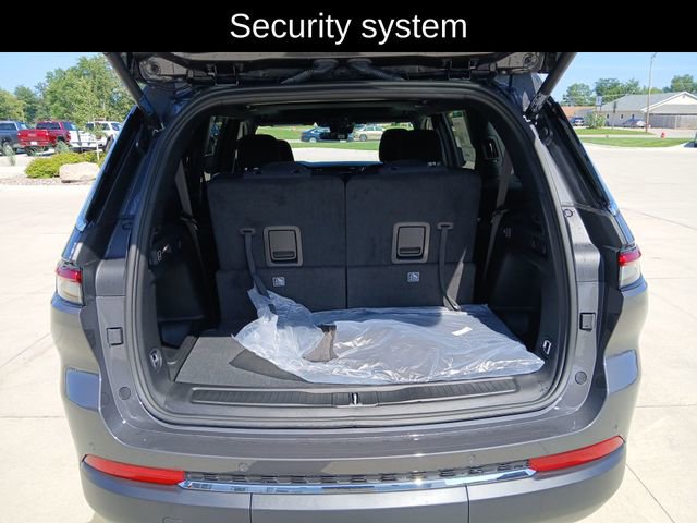 New 2025 Jeep Grand Cherokee L Laredo w/ Luxury Tech Group I image 27