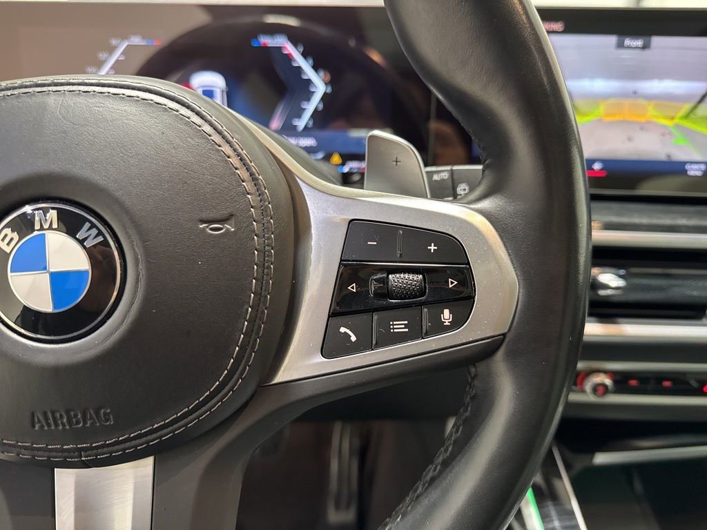 Used 2023 BMW X7 xDrive40i w/ M Sport Package image 31