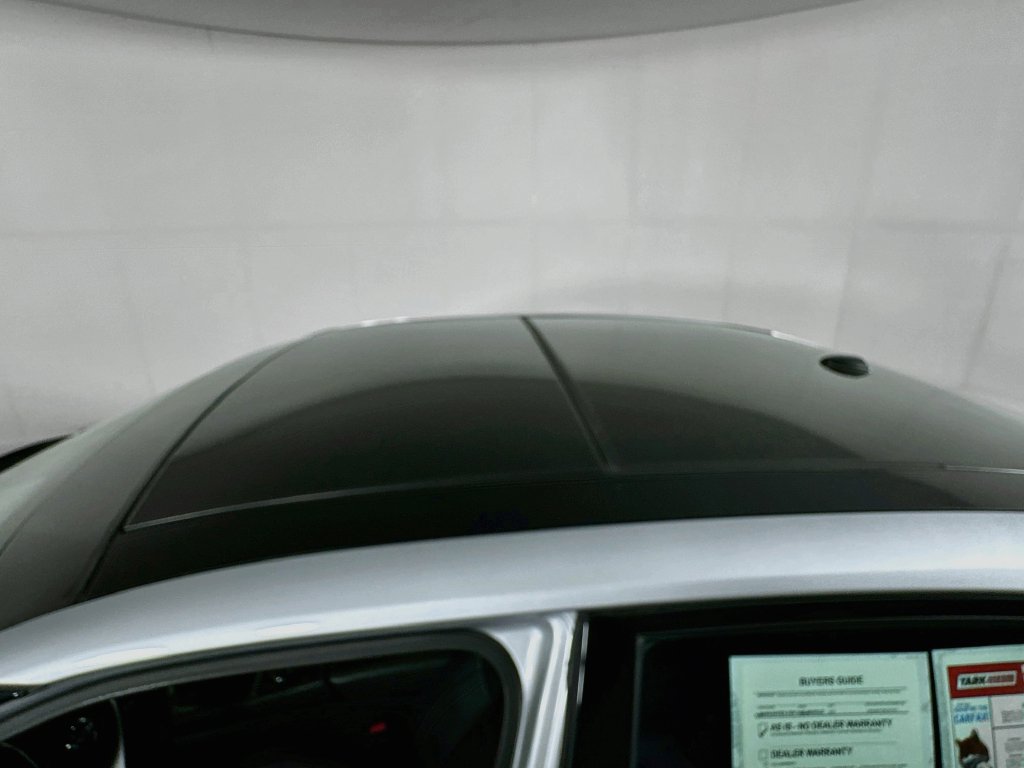 Used 2022 Nissan Maxima Platinum w/ Sport Mat Group FWD image 30