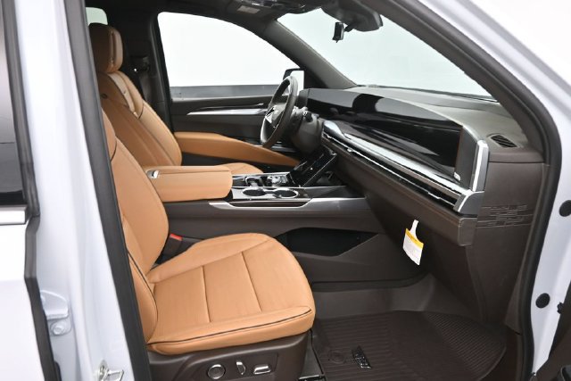 New 2026 Cadillac Escalade Luxury w/ Touring Package AWD/4WD image 10