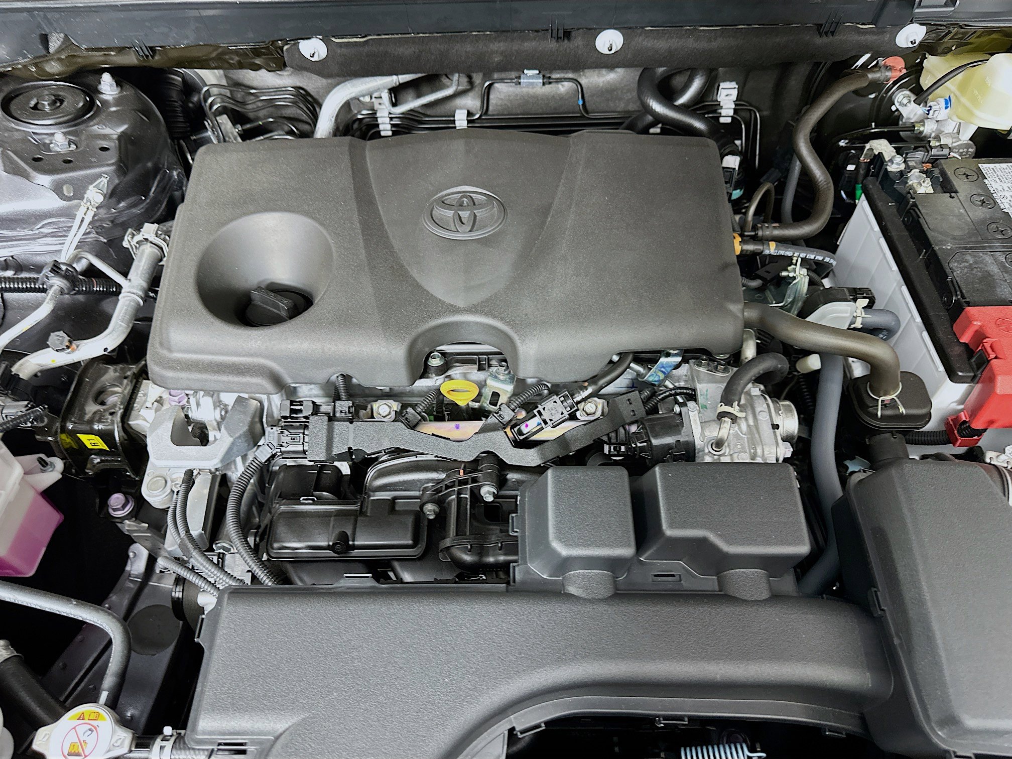 Used 2025 Toyota RAV4 XLE w/ Convenience Package image 35