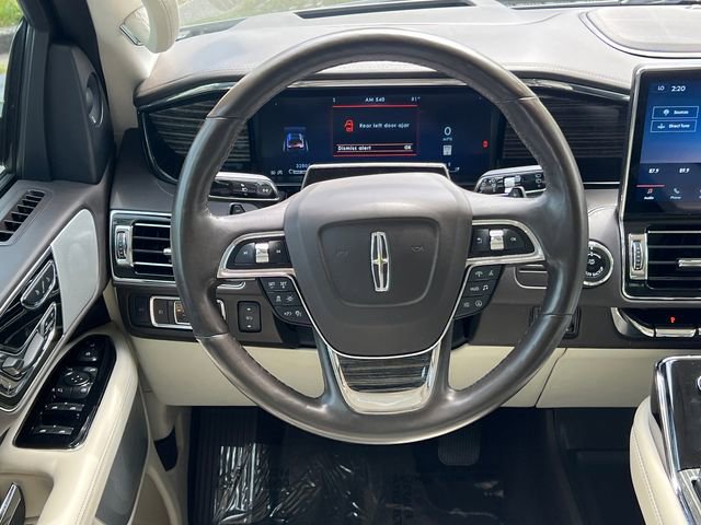Certified 2022 Lincoln Navigator Black Label AWD/4WD image 28
