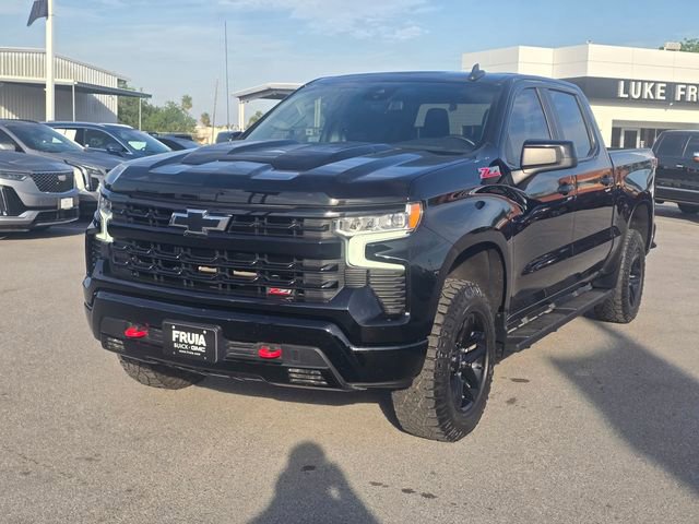 Used 2023 Chevrolet Silverado 1500 LT Trail Boss w/ Protection Package AWD/4WD image 2