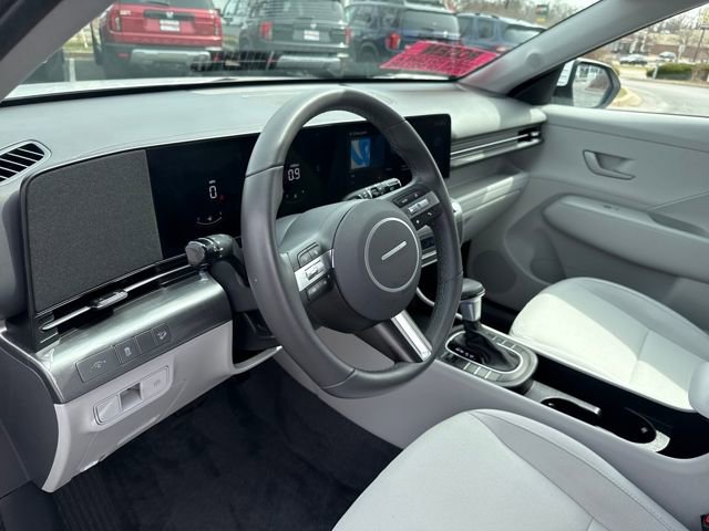 Certified 2025 Hyundai Kona SEL image 14