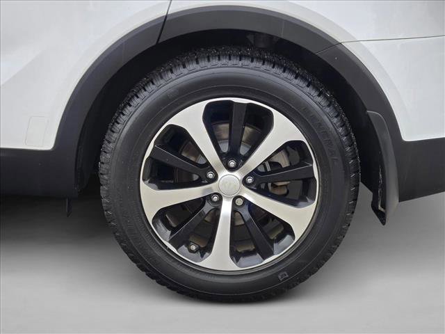 Used 2016 Kia Sorento EX image 23
