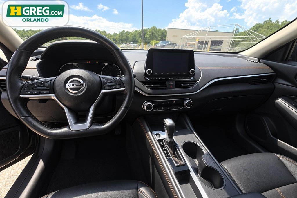 Used 2022 Nissan Altima 2.5 SR FWD image 13