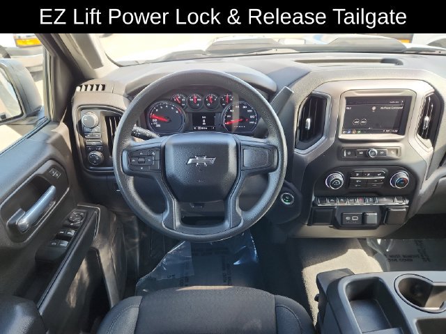 Used 2022 Chevrolet Silverado 1500 Custom Trail Boss AWD/4WD image 23