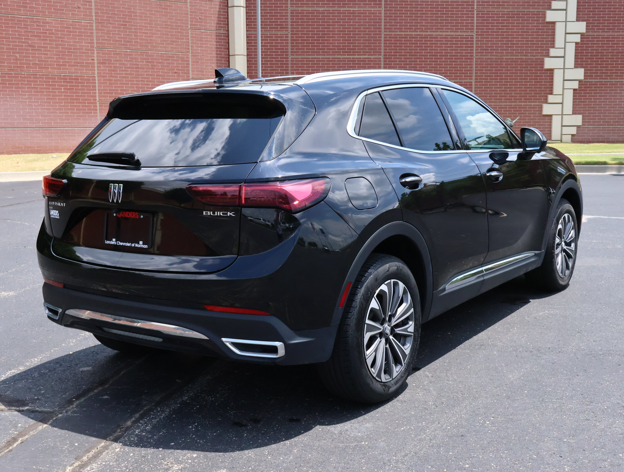 Used 2024 Buick Envision Preferred AWD/4WD image 32