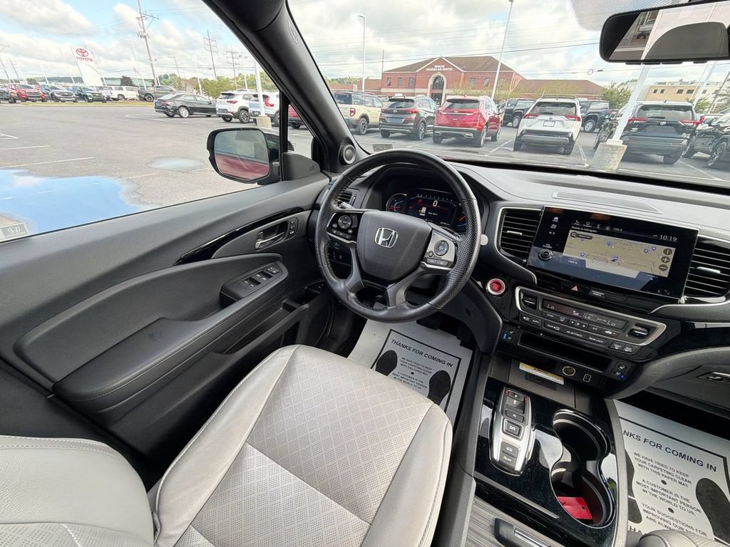 Used 2021 Honda Passport Elite image 15