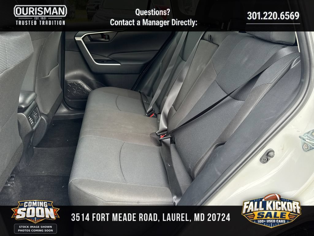 Used 2025 Toyota RAV4 LE AWD/4WD image 18