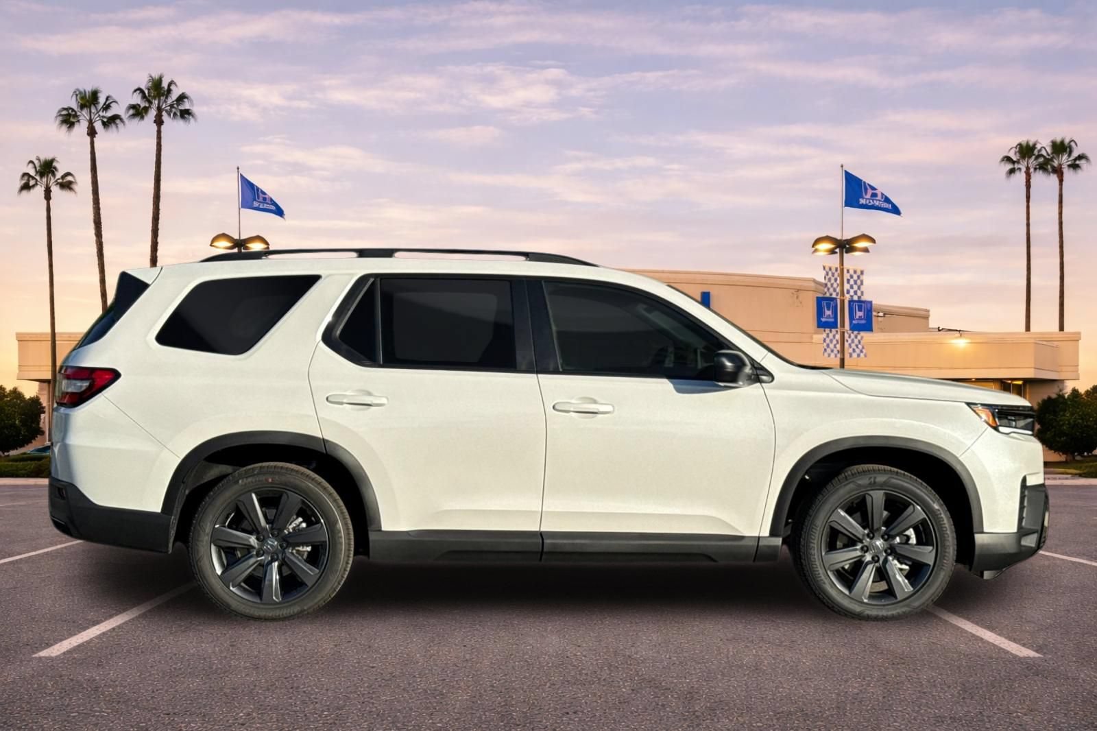 New 2026 Honda Pilot Sport image 3