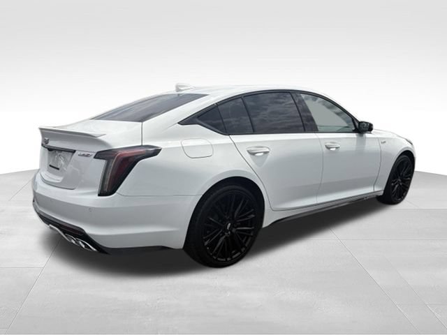 Used 2022 Cadillac CT5 V w/ LPO, ONYX Package AWD/4WD image 18
