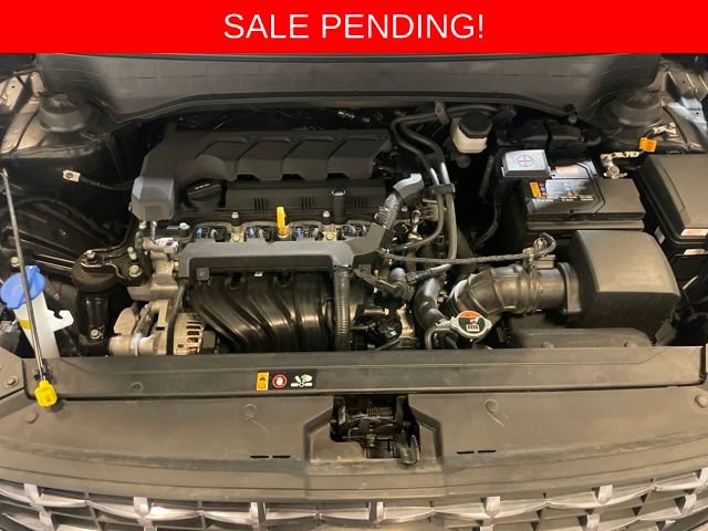 Used 2025 Hyundai Venue SEL image 21