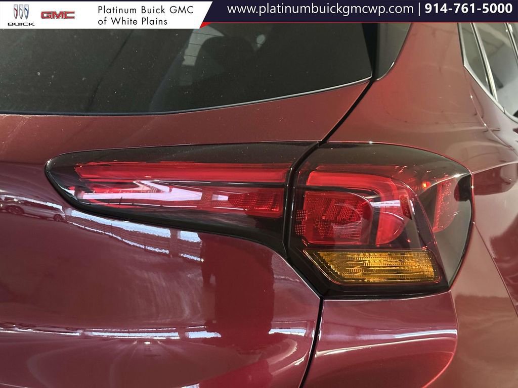 Used 2022 Buick Encore GX Essence w/ Advanced Technology Package image 12