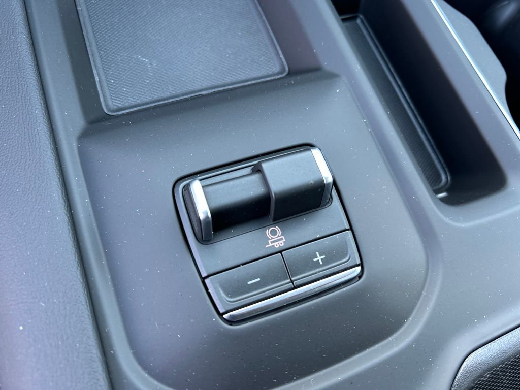 New 2026 GMC Sierra 3500 Denali w/ Denali Reserve Package image 24