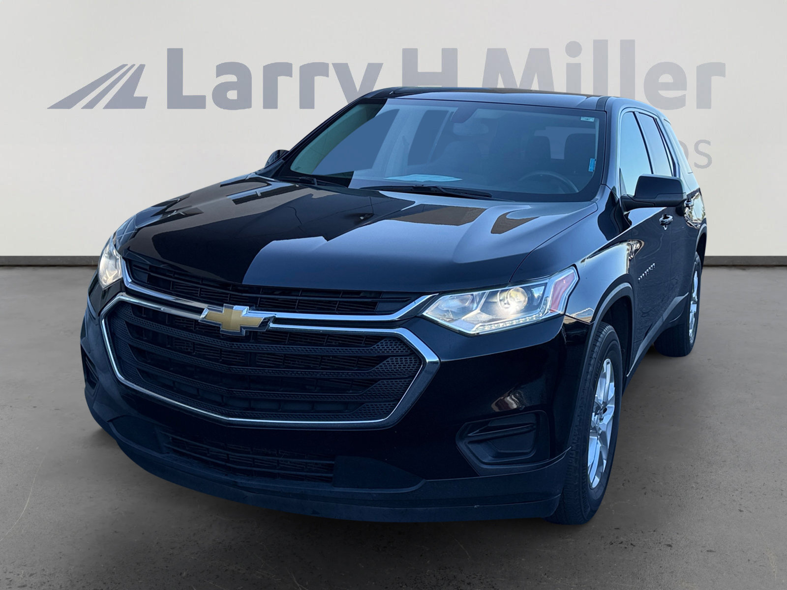 Used 2021 Chevrolet Traverse LS