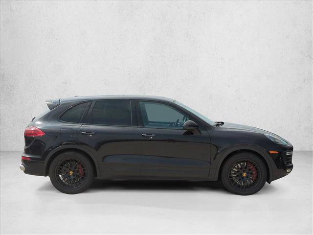 Used 2015 Porsche Cayenne Turbo w/ Premium Plus Package AWD/4WD image 4