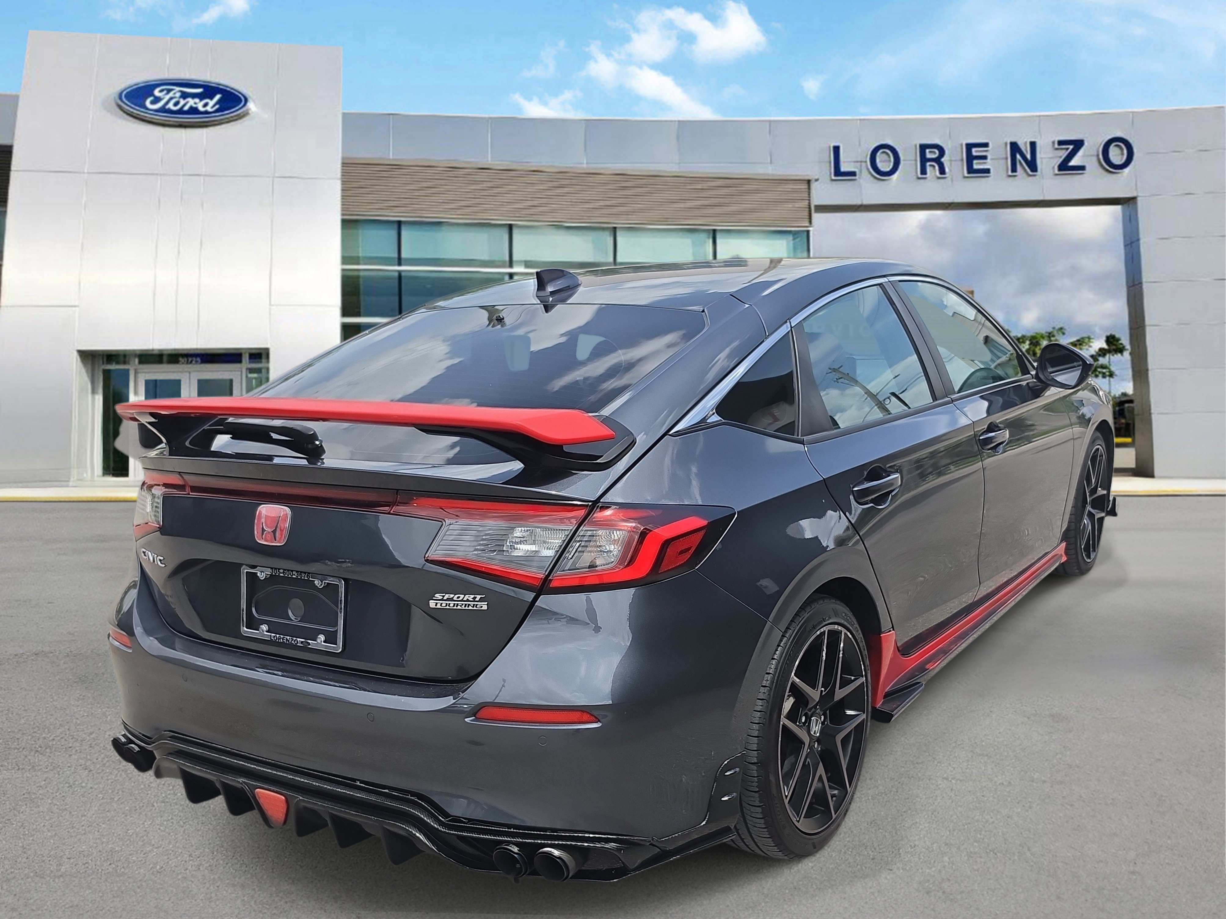Used 2023 Honda Civic Sport Touring image 4