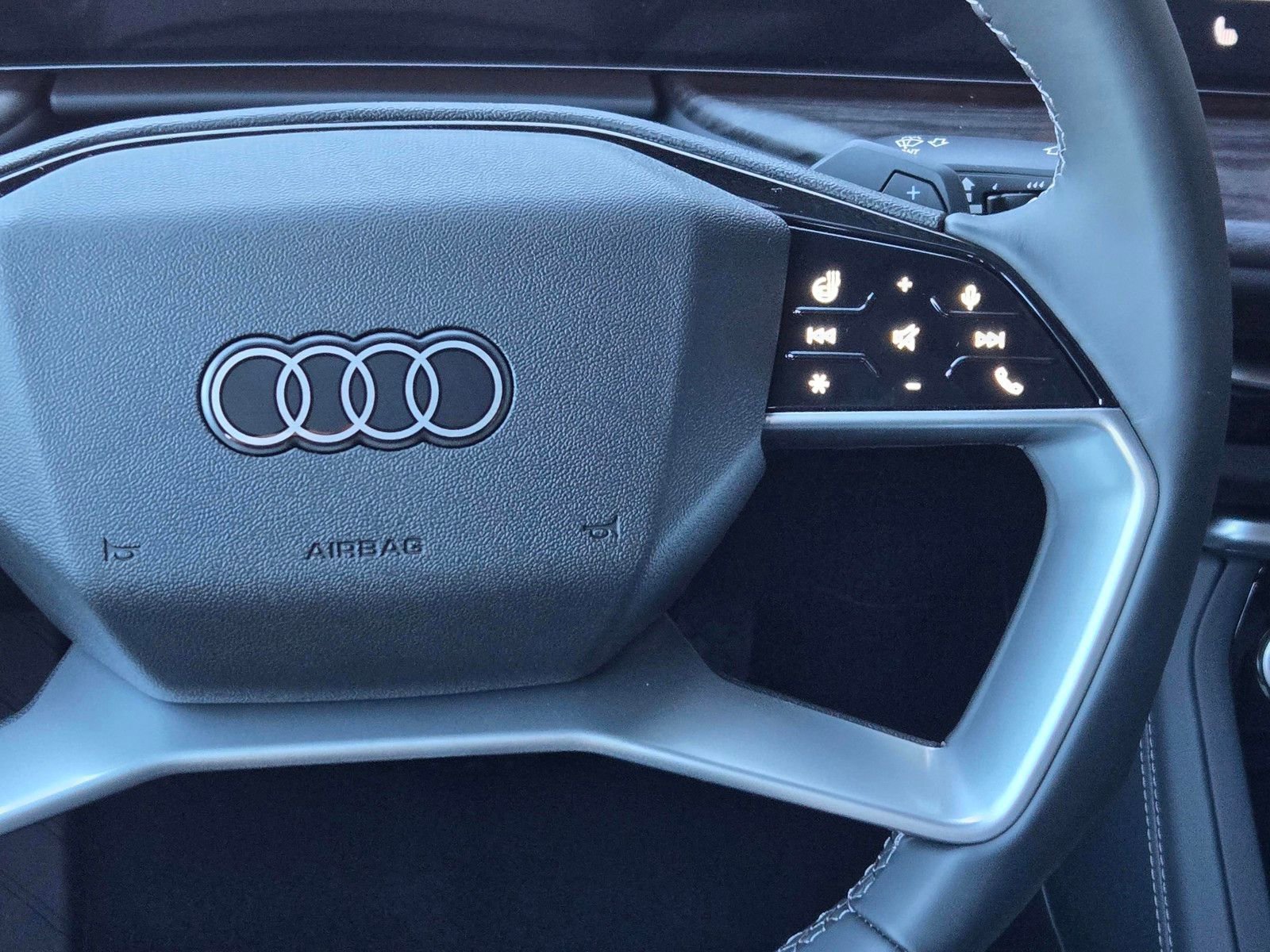 New 2025 Audi Q5 Premium Plus AWD/4WD image 16