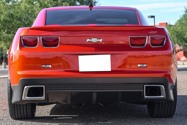 Used 2010 Chevrolet Camaro SS RWD image 7