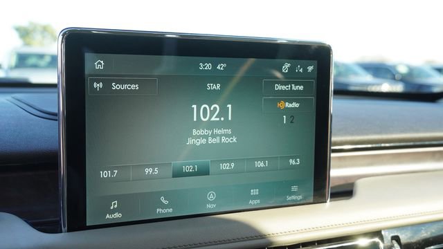 Used 2023 Lincoln Aviator Reserve w/ Equipment Group 201A image 25