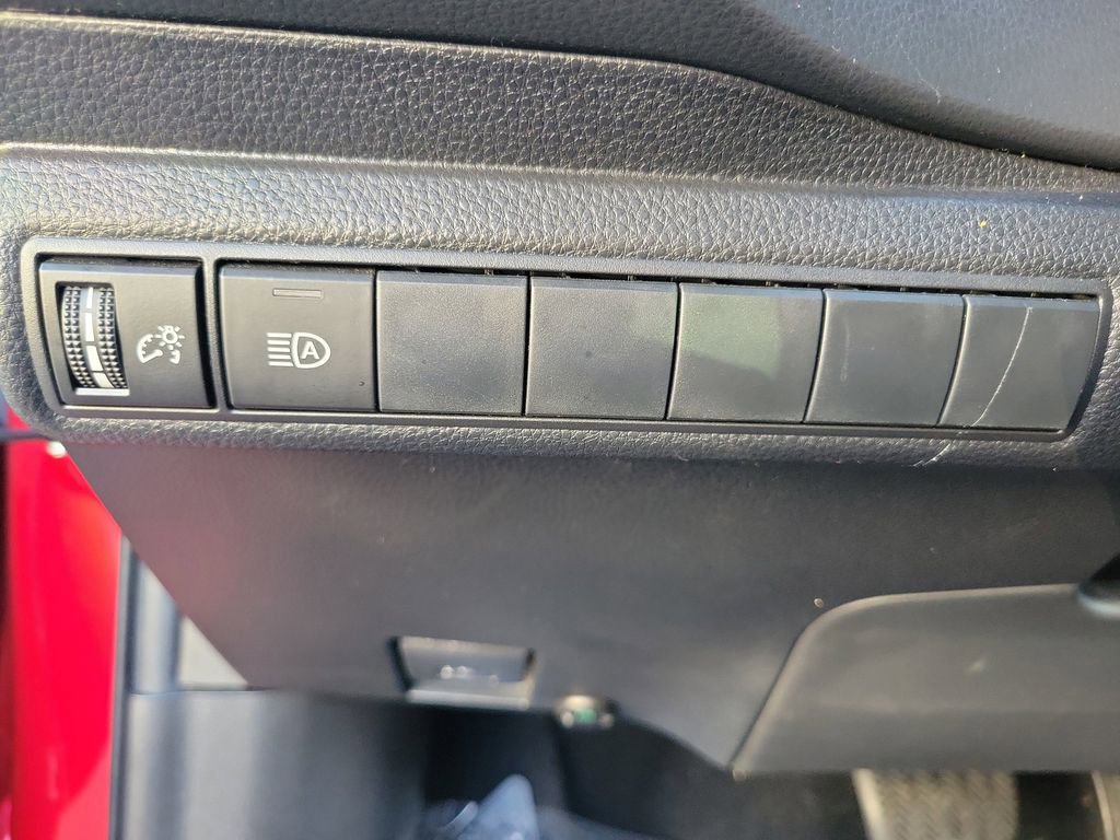 Used 2022 Toyota Corolla SE image 20