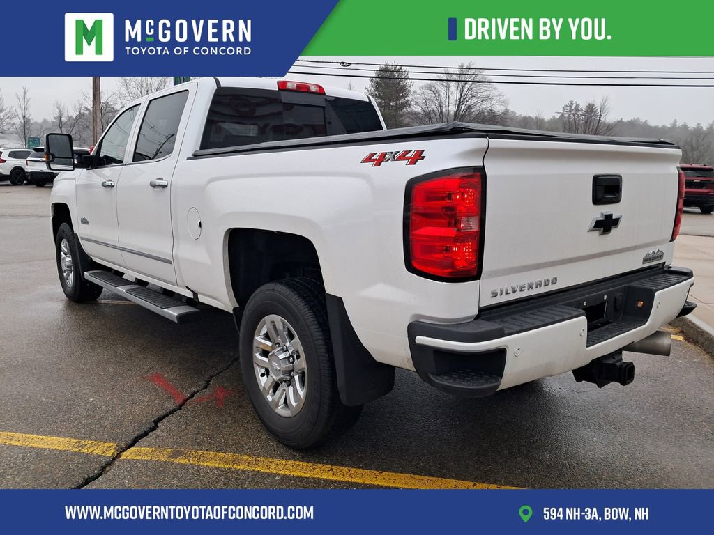Used 2019 Chevrolet Silverado 3500 High Country w/ Duramax Plus Package image 3
