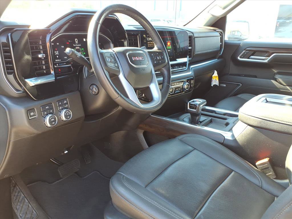 Certified 2022 GMC Sierra 1500 SLT w/ SLT Convenience Package image 15