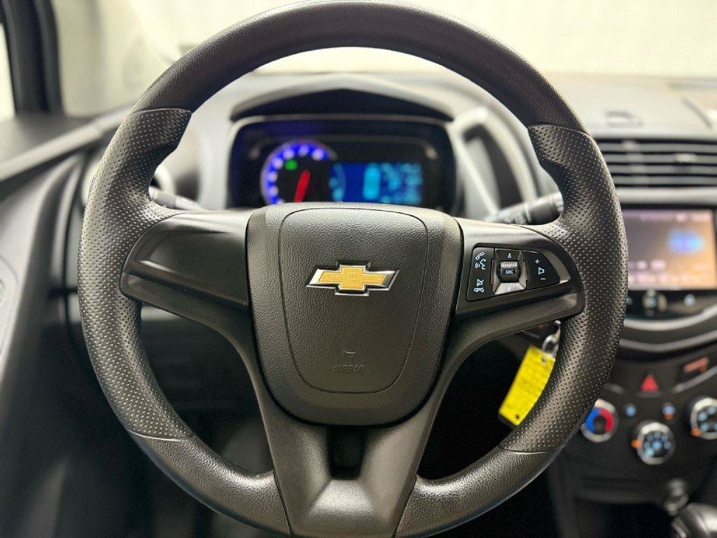 Used 2015 Chevrolet Trax LS w/ LPO, Protection Package AWD/4WD image 12