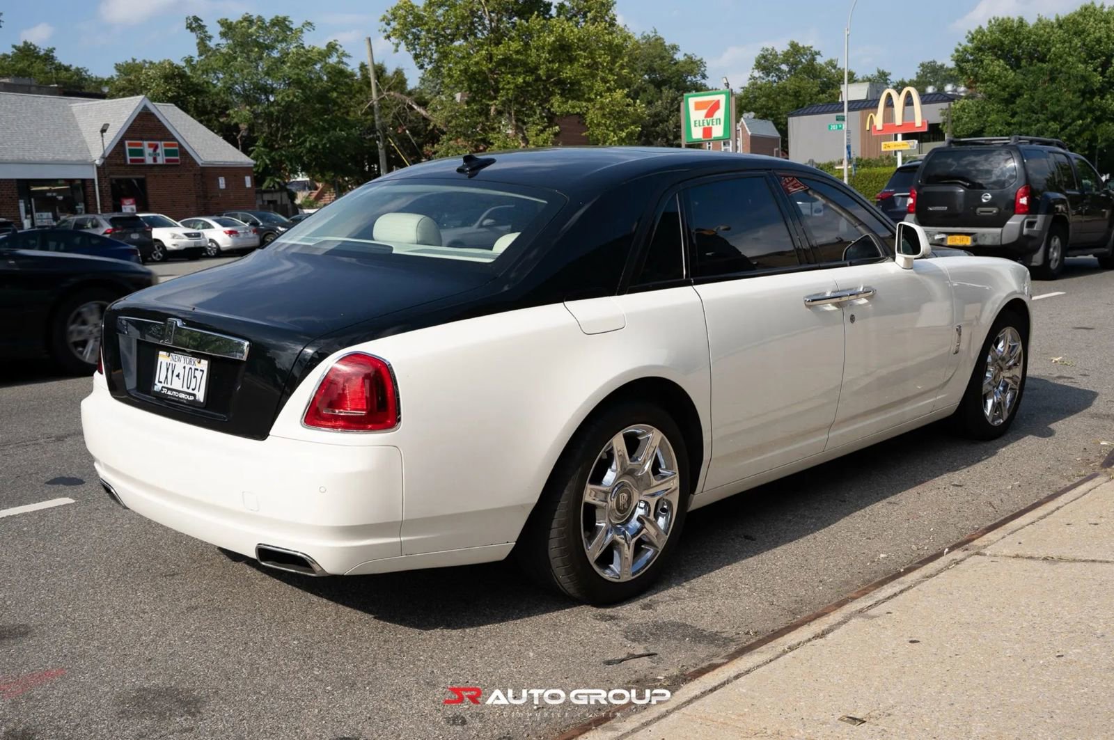 Used 2012 Rolls-Royce Ghost RWD image 4