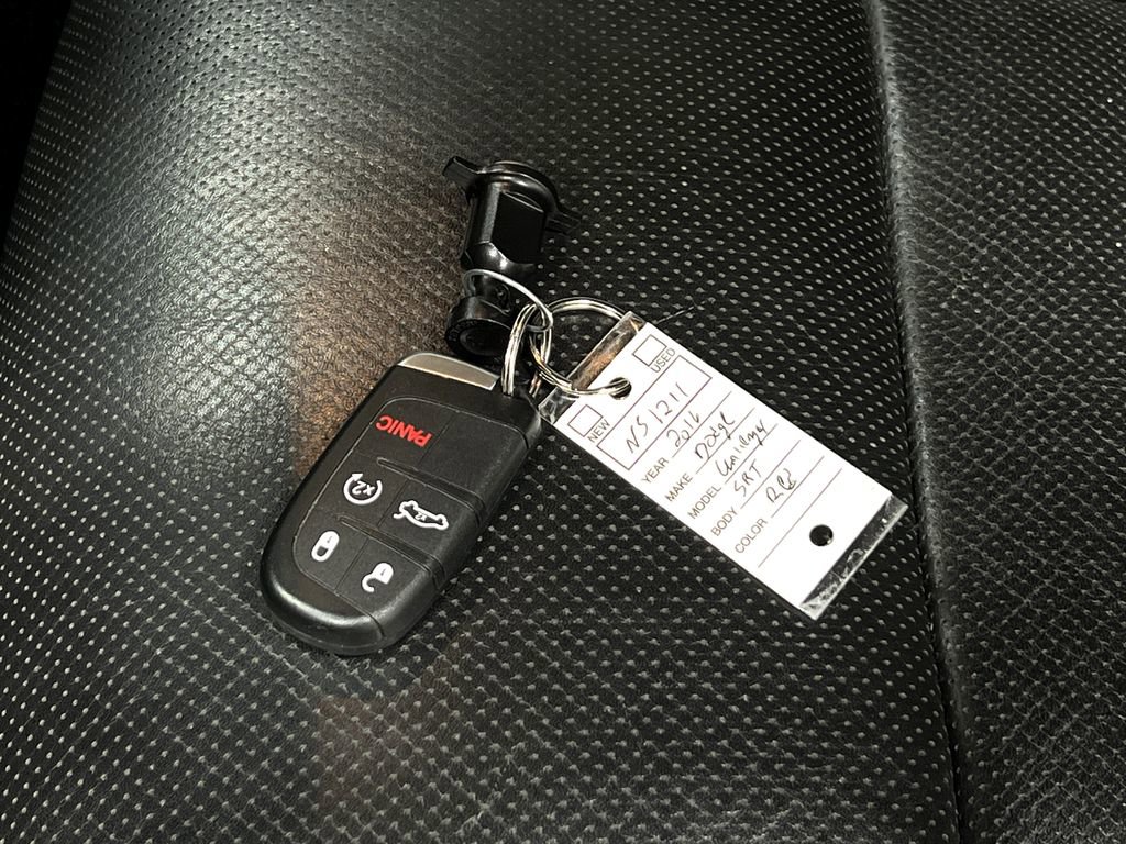 Used 2016 Dodge Challenger SRT Hellcat image 37