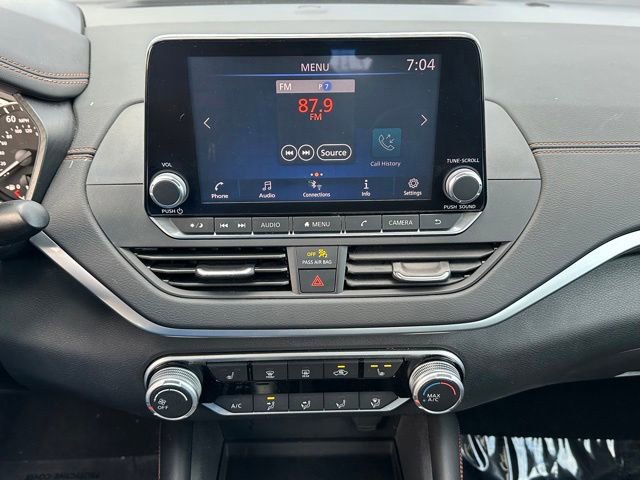 Used 2021 Nissan Altima 2.5 SR w/ SR Premium Package AWD/4WD image 29