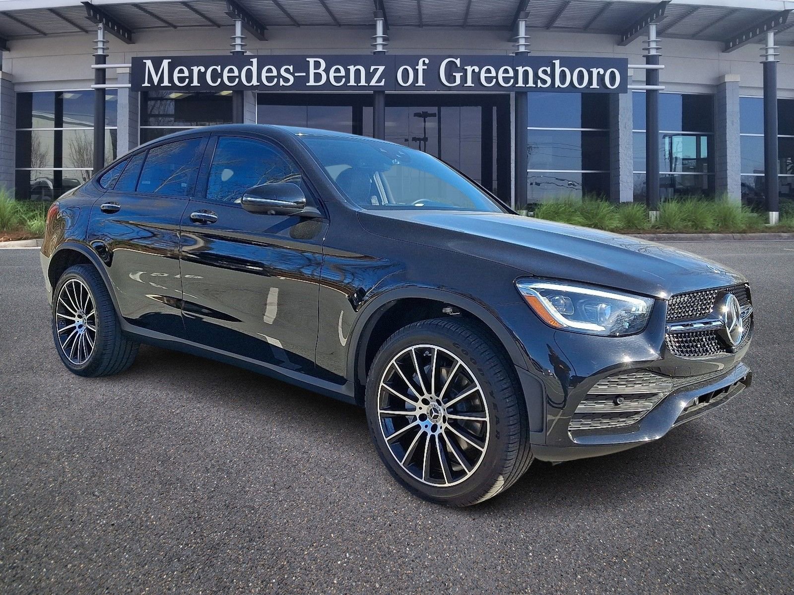 Certified 2021 Mercedes-Benz GLC 300 GLC 300 Coupe image 3