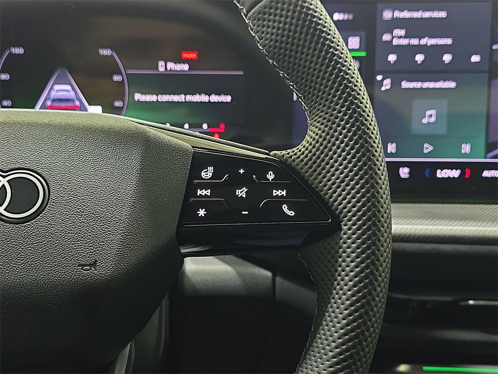 New 2025 Audi SQ5 Prestige image 18