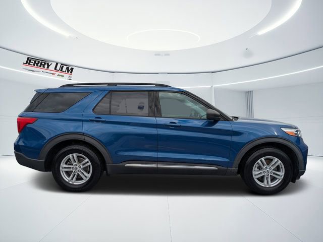 Used 2021 Ford Explorer XLT w/ Class III Trailer Tow Package image 2