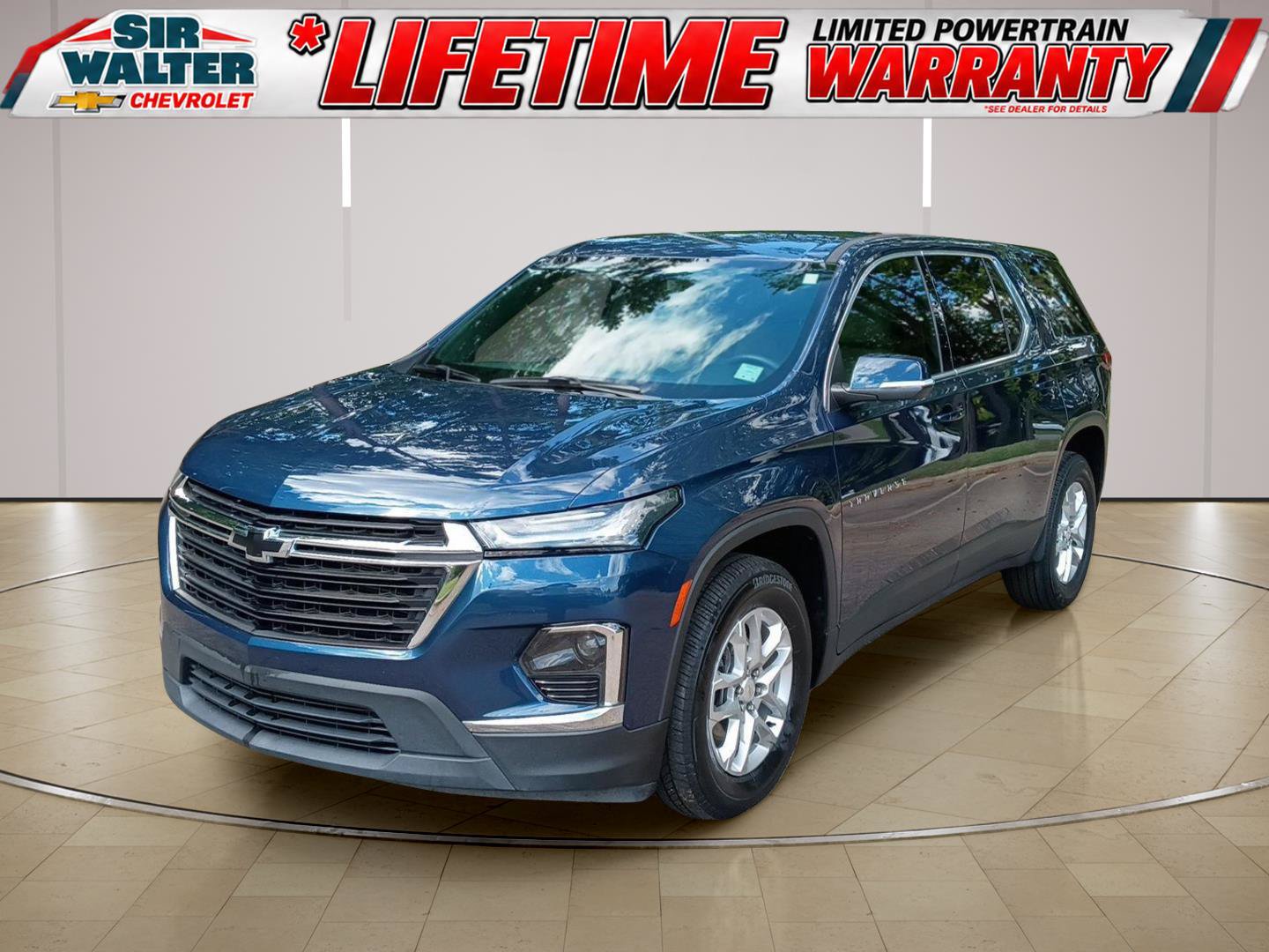 Used 2023 Chevrolet Traverse LS w/ Safety Package