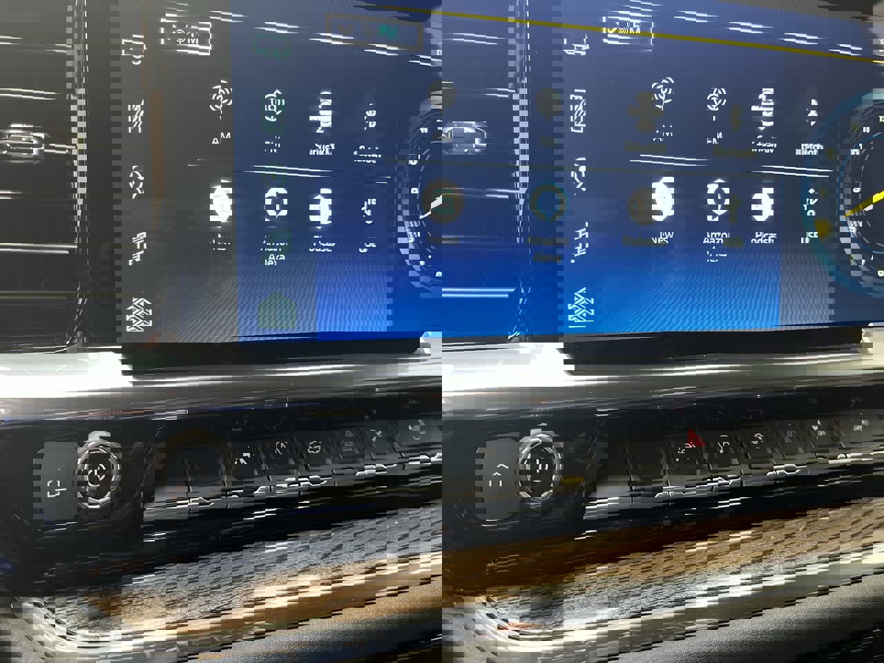 Certified 2024 Chevrolet Silverado 1500 RST image 18