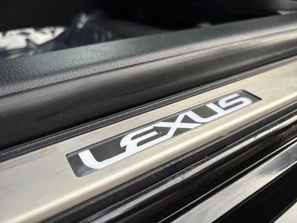 Used 2019 Lexus ES 350 w/ Accessory Package 2 FWD image 27