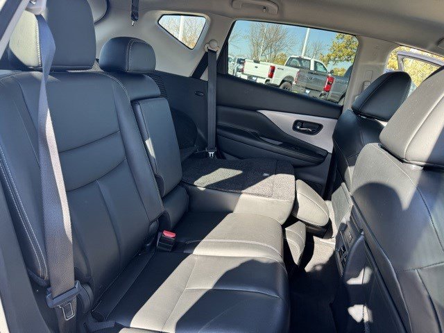 Used 2023 Nissan Murano SV w/ SV Midnight Edition Package image 30