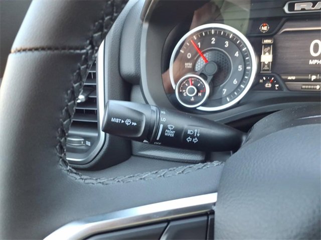 New 2026 RAM 1500 4x4 Crew Cab image 27